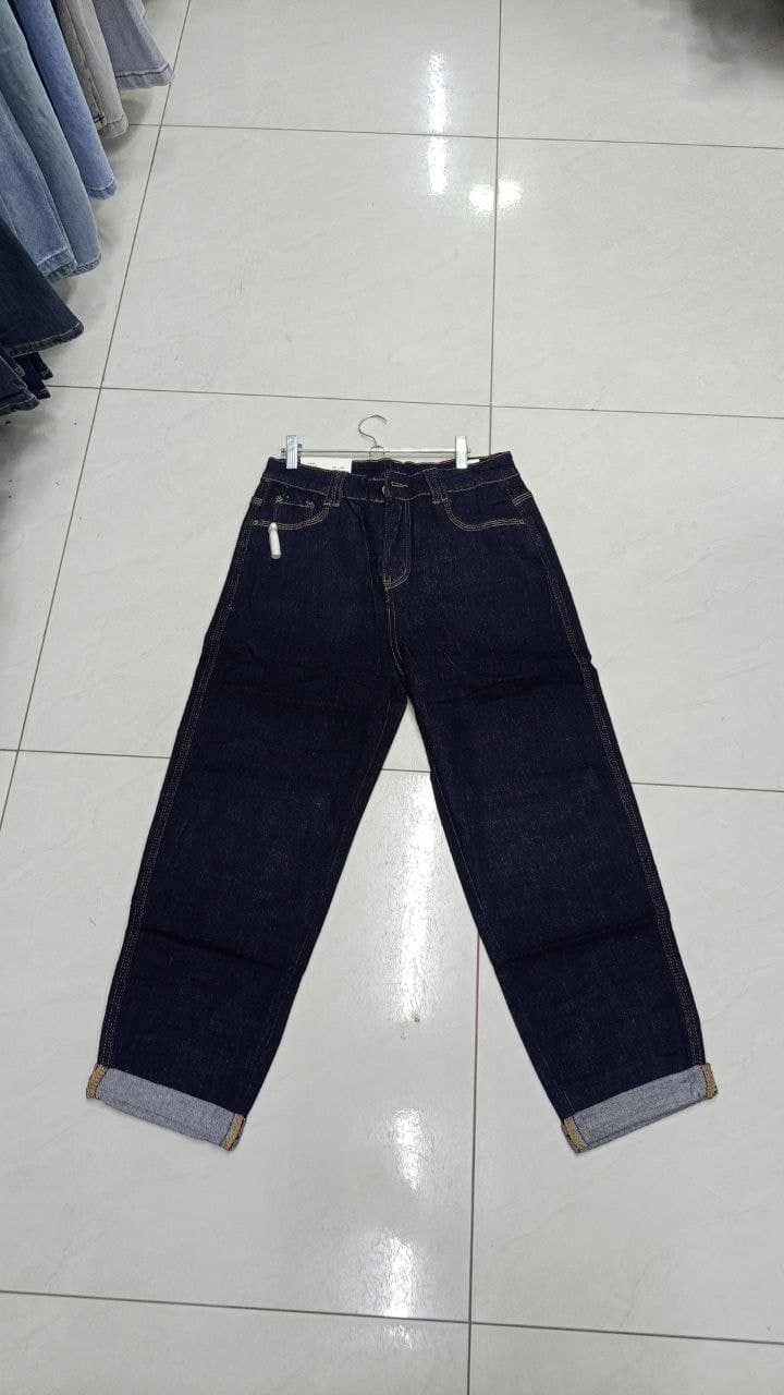Mom fit jinsi shim — to'q indigo, qayirmali